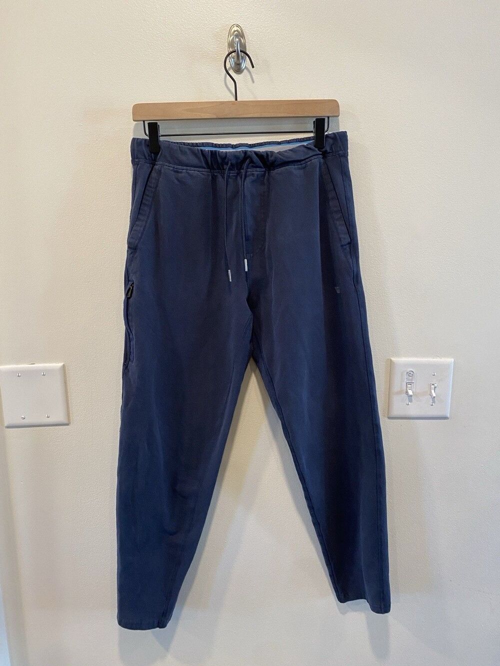 Mack Weldon Men's ACE sweatpants Sz Medium Navy joggers for daily wear athletic